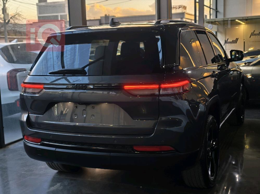 جيب جراند شيروكي